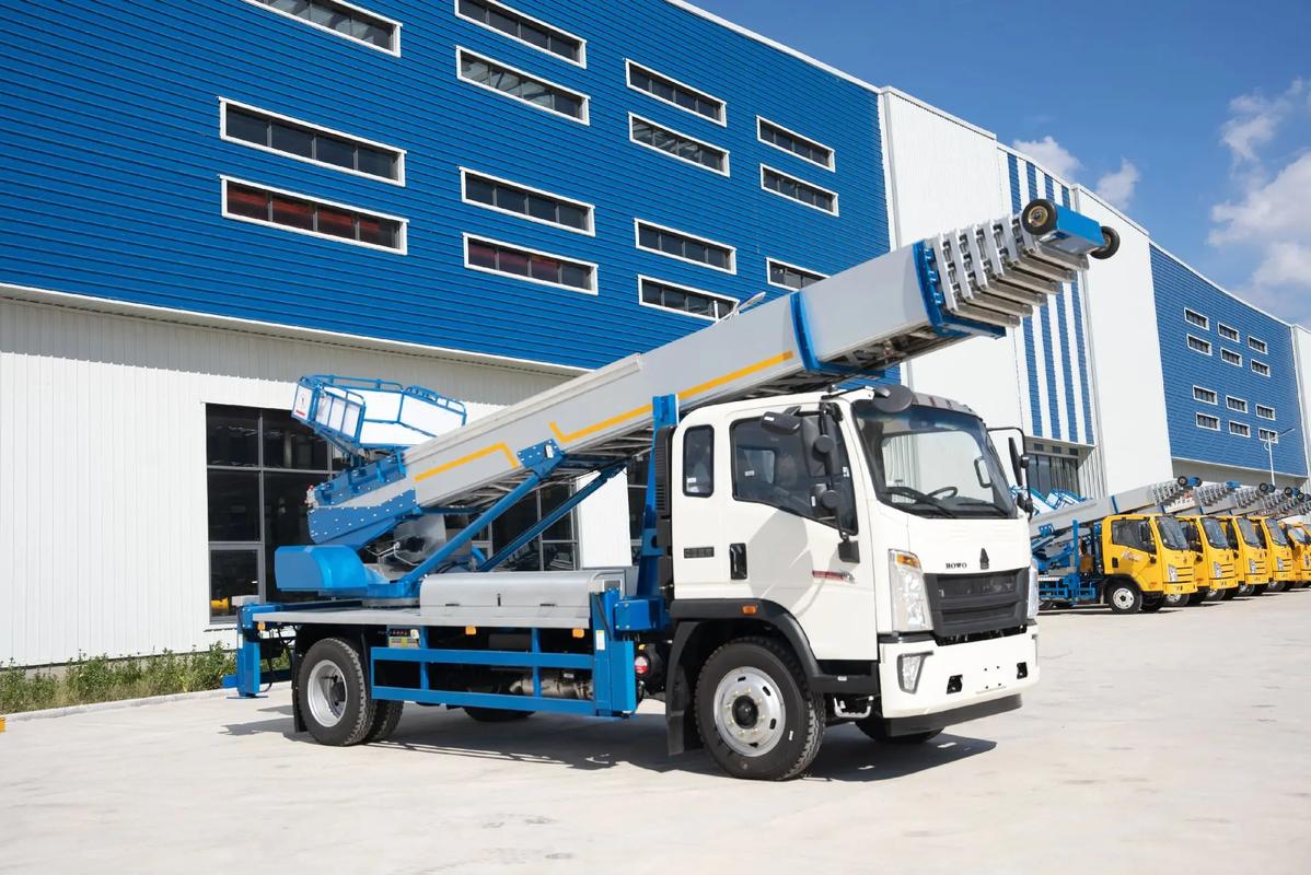 淮南八公山出租云梯车高空作业车 建筑垃圾搬运